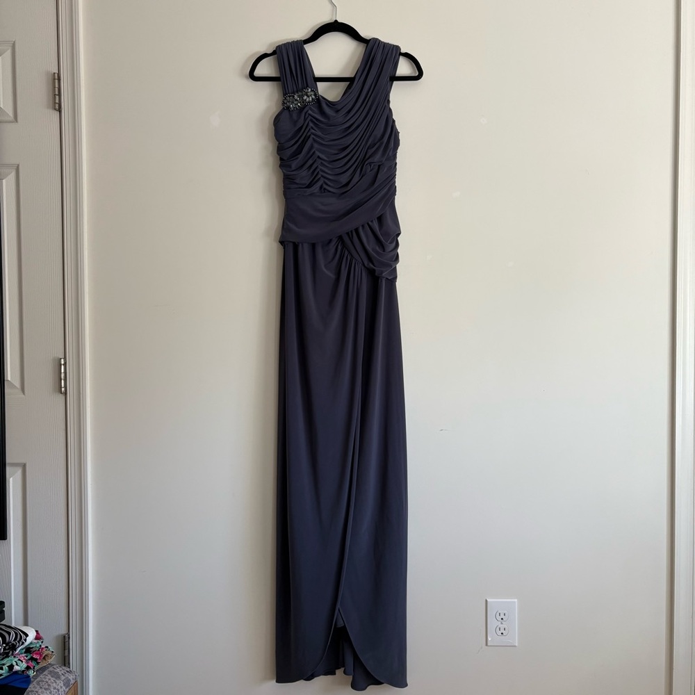 Adrianna Papell evening dress, size 10, gray color